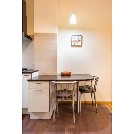 Ochota Rose Apartment *